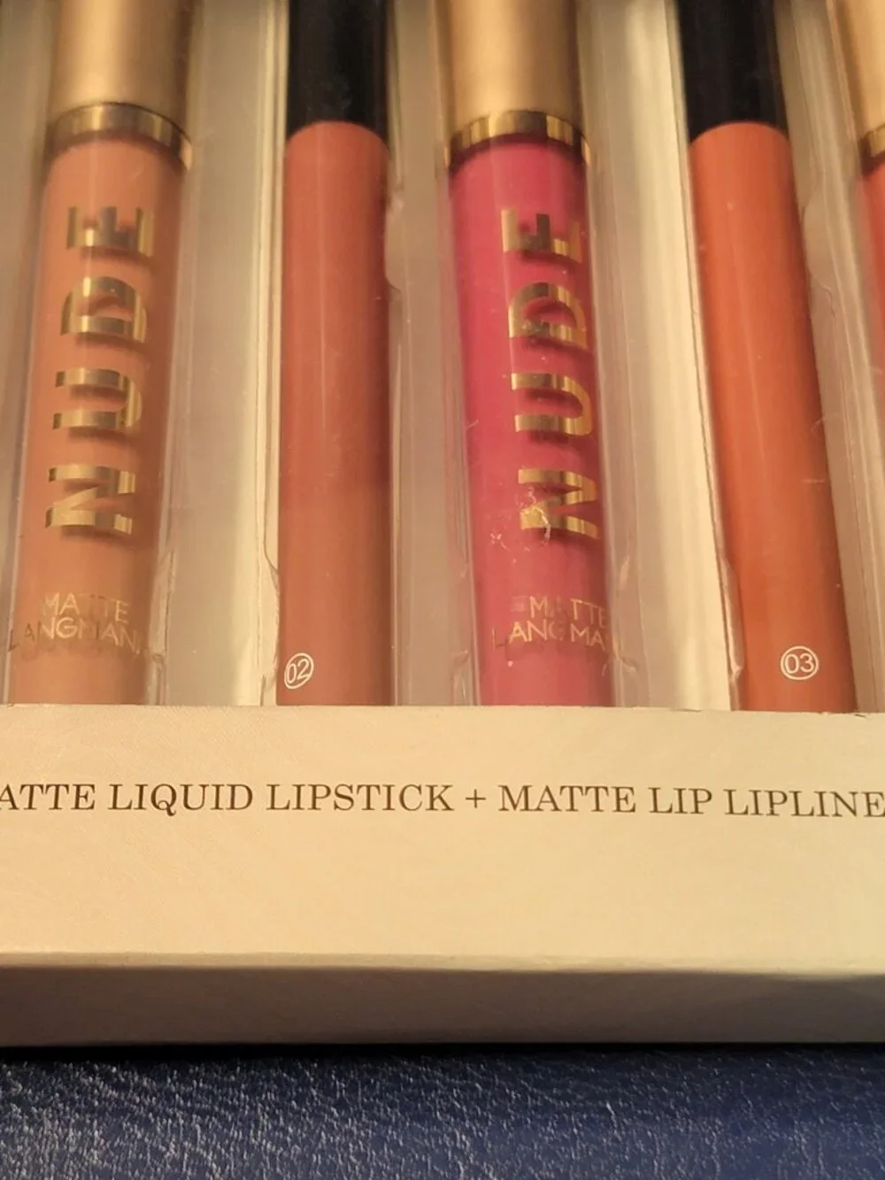 BestLand Set of Six Lip Liners and Lip Gloss New in Box